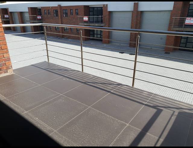1,080M² WAREHOUSE TO LET IN KILLARNEY GARDENS